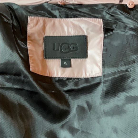 UGG Vest - Picture 4 of 6